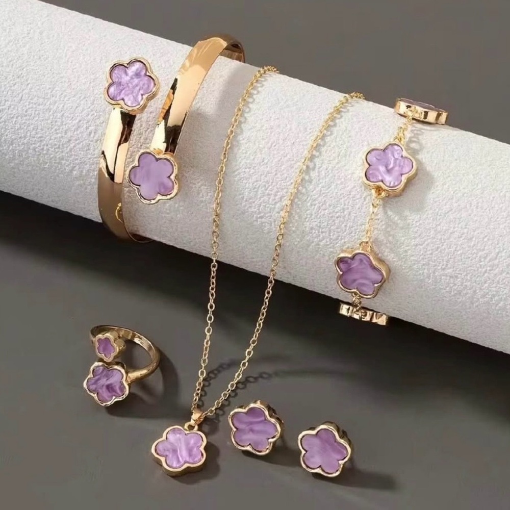 Elegant Gold and Purple Flower Jewelry Set